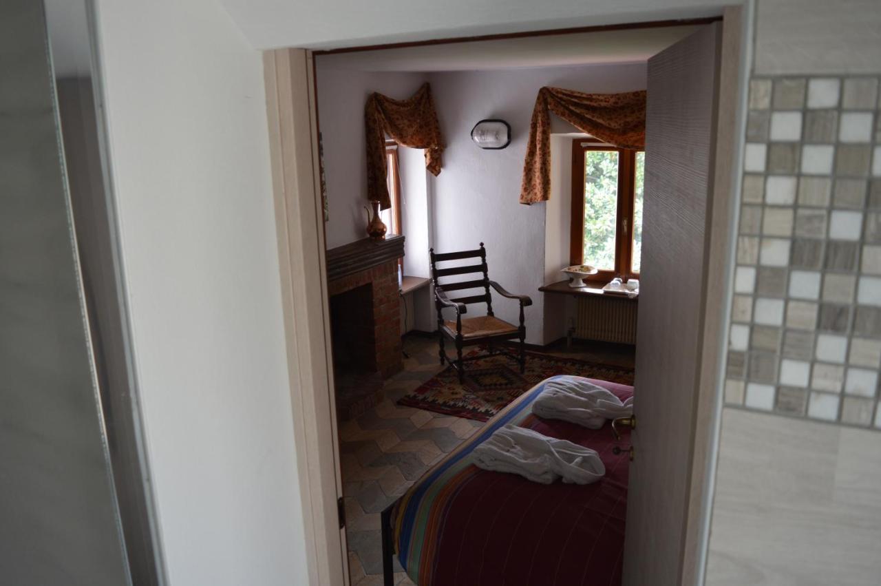 L'Uovo E La Faina Bed and Breakfast Busca Exteriör bild